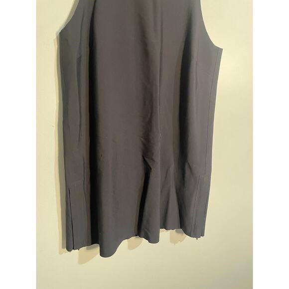 Athlet Interstellar Bike‎ Tunic in Black - Picture 4 of 11